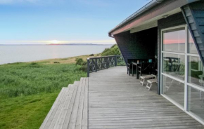 3 Bedroom Cozy Home In Knebel, Knebel